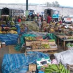 Vente des fruits à Ambato © Ishpingo