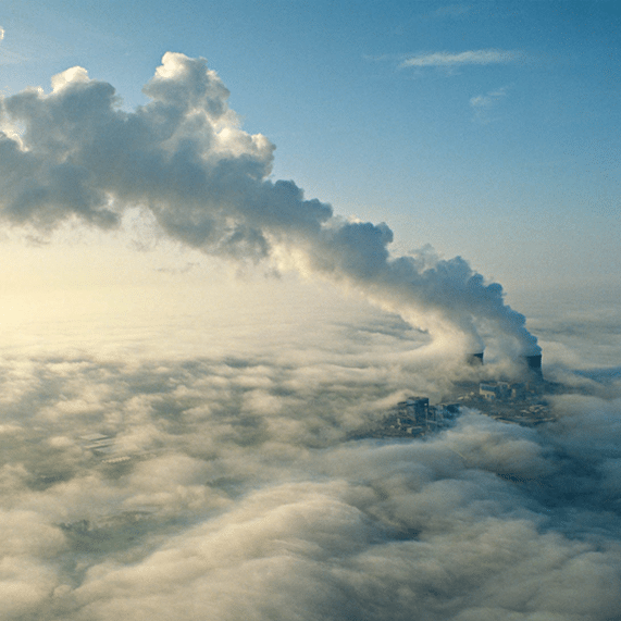 carre NL centrale nucleaire nuage aerien photo yab copyright yann arthus-bertrand