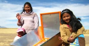 Cuiseurs solaires en Bolivie photo copyright BISS