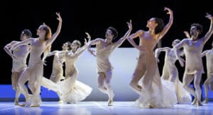 Parallaxe Bejart Ballet_Tous les hommes_Opera Lausanne Avril 2019_©Ingo Schaefer_HD